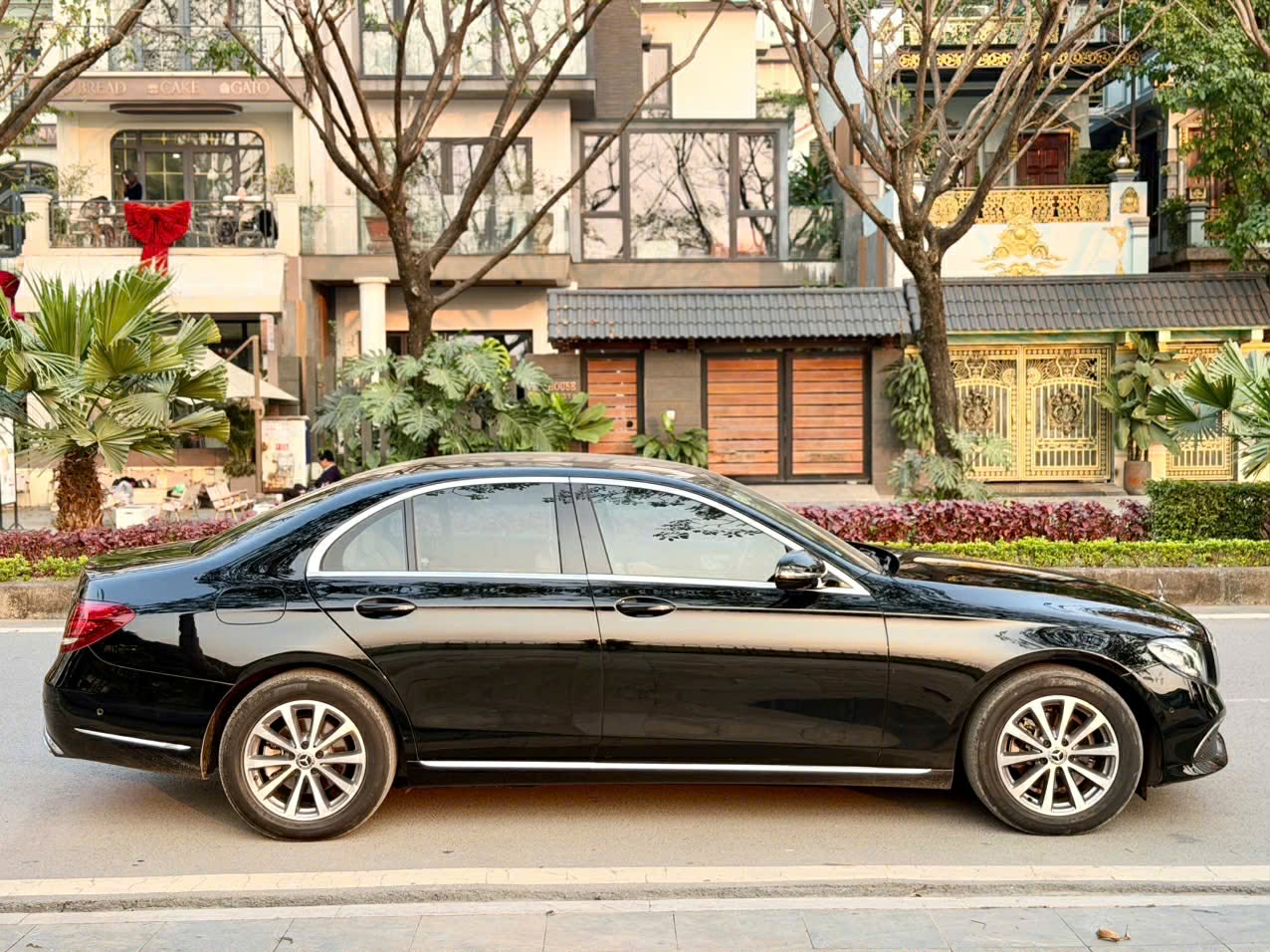 E200 2018 Model 2019 phần mềm tiếng việt&nbsp; lăn bánh 9.8 vạn km xe full lịch sử hãng Mec An Du&nbsp;